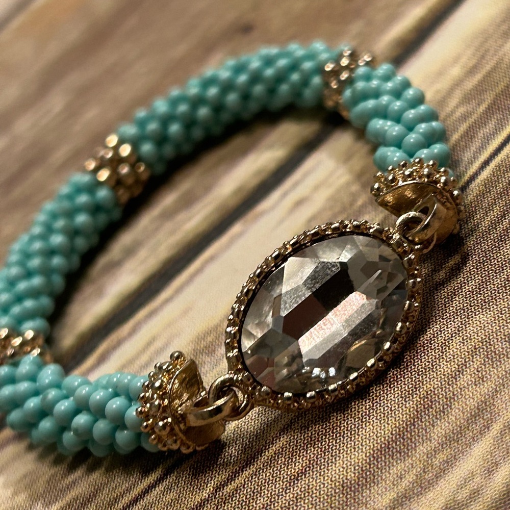 Clear Stone Beaded Elastic Bracelet